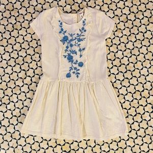 Gap Cap Sleeved Dress with Blue Floral Embroidery Down the Center size 5